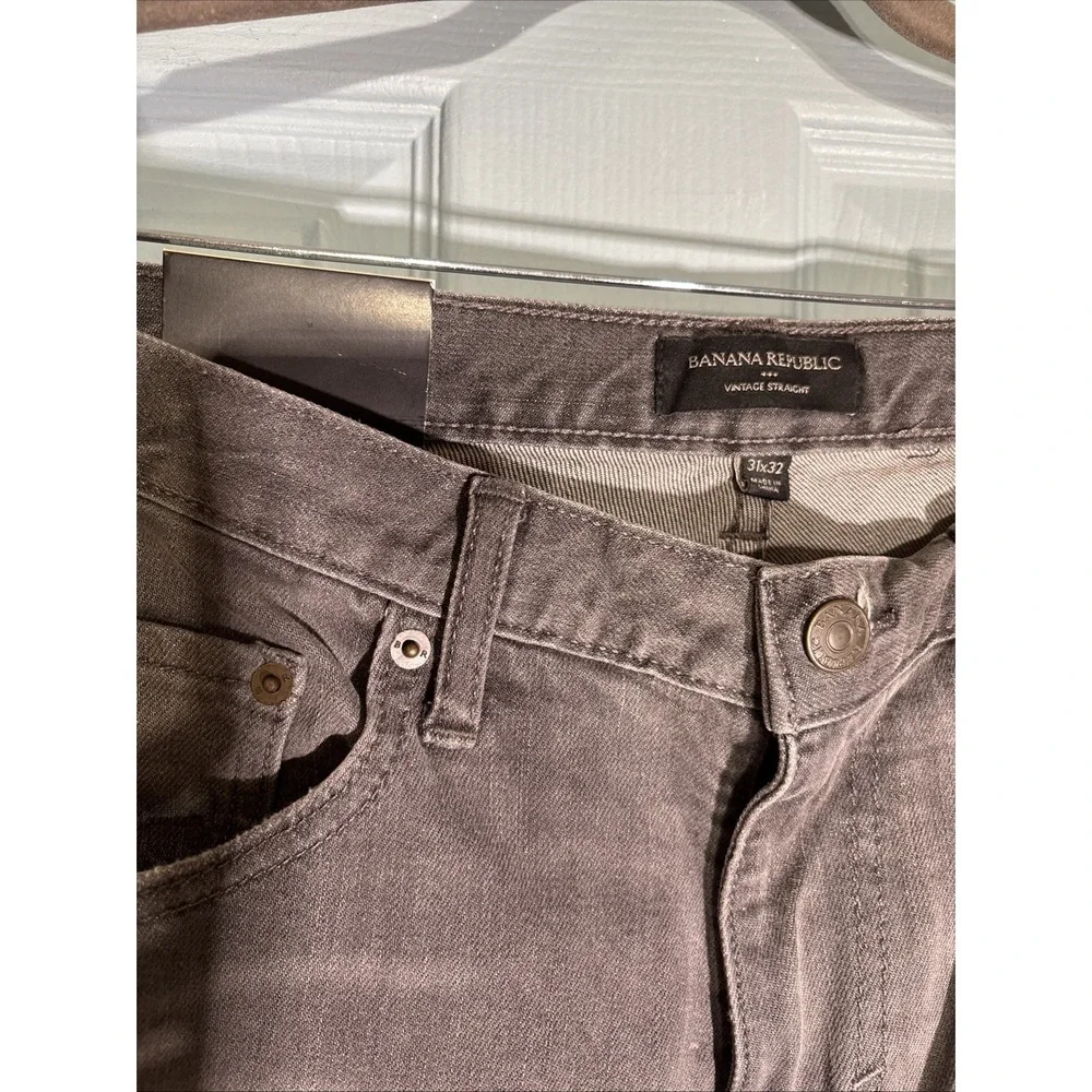 Men's‎ Banana Republic NWT Vintage Straight Jeans Sz 31X32 New Stone Gray.